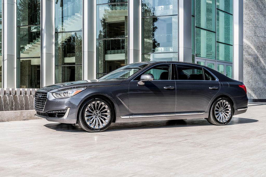  Genesis G90 2017